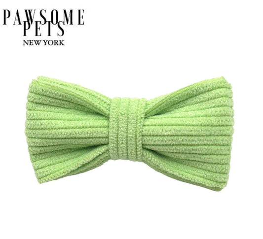 Handmade Green Cotton Dog Bow Tie — Cute Pet Collar Accessory